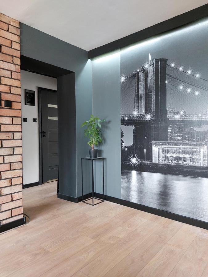 Friends House Apartment กอร์ซุฟเวียลคอปอลสกี ภายนอก รูปภาพ